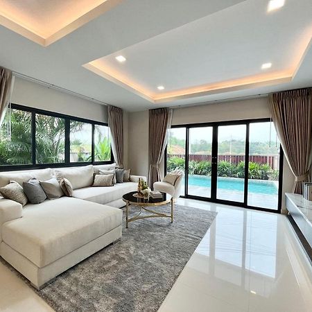Southern Peak Pool Villa Huay Yai Pattaya Ban Huai Yai エクステリア 写真