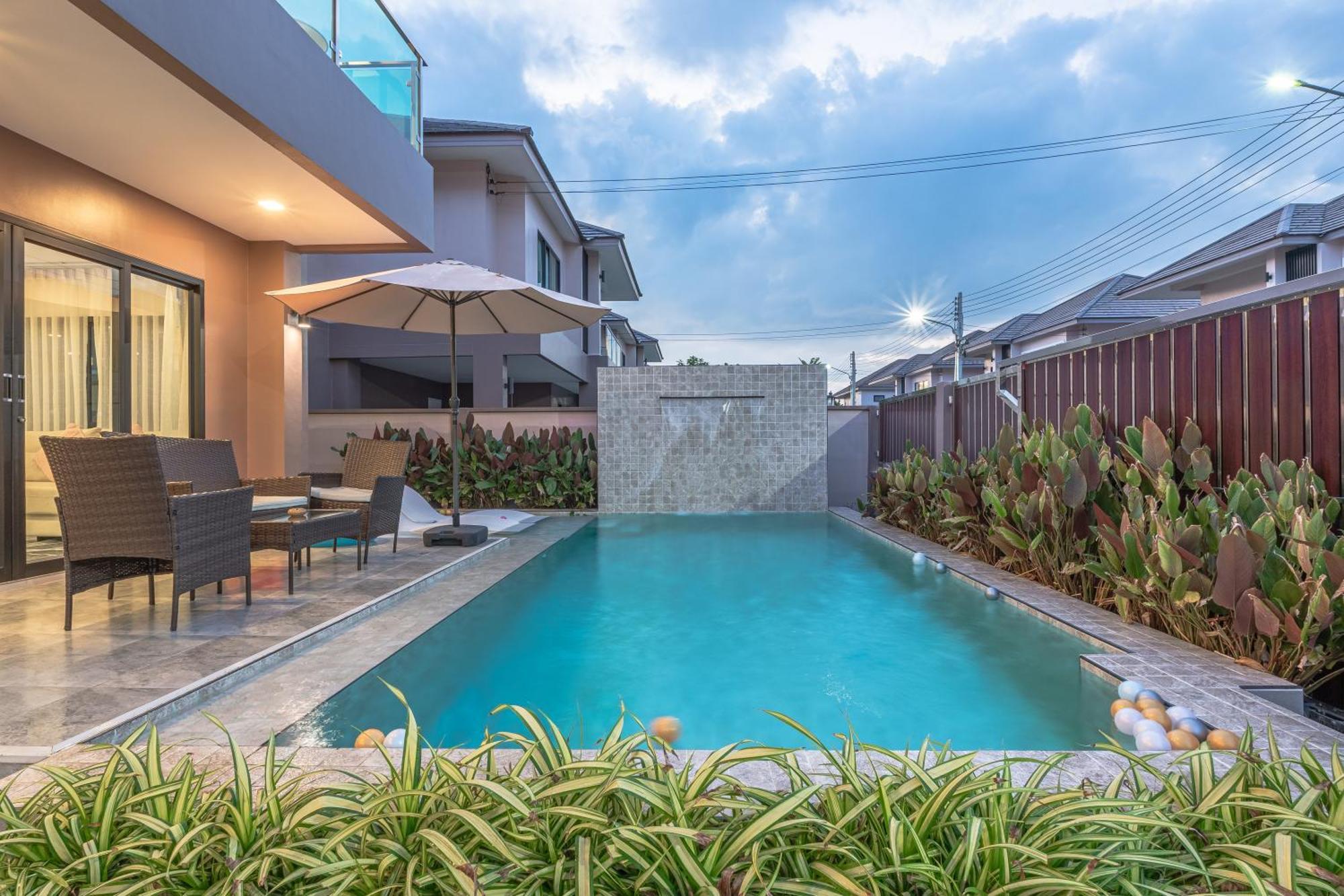 Southern Peak Pool Villa Huay Yai Pattaya Ban Huai Yai エクステリア 写真